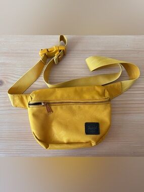 Herschel Supply Co. Mustard Yellow Waist Bag / Fanny Pack